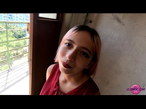 ❤️ Studentka zmysłowo obciąga nieznajomemu na odludziu - cum na jego twarzy Russian porn at us ☑
