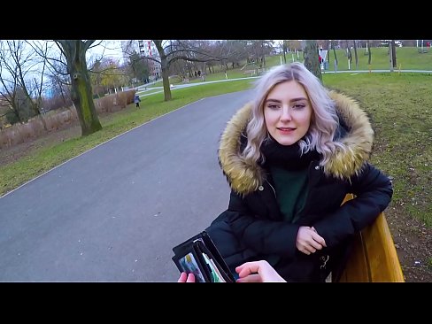 ❤️ Połyka gorące cum nieznajomego za pieniądze - blowjob w parku przez Evę Elfie Russian porn at us ☑